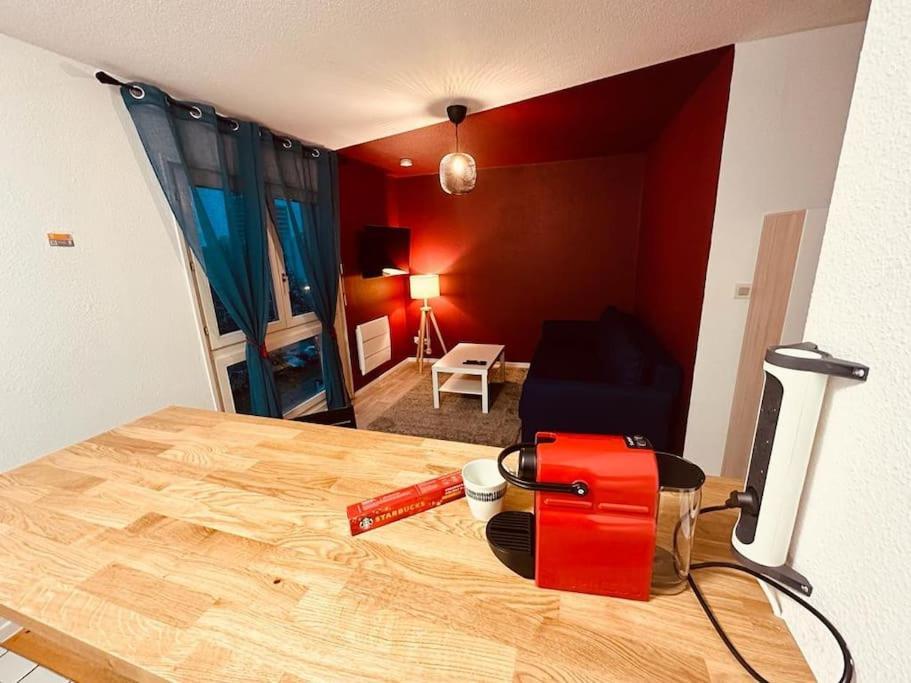 Studio Centre Avec Wifi Apartment Mulhouse Ngoại thất bức ảnh